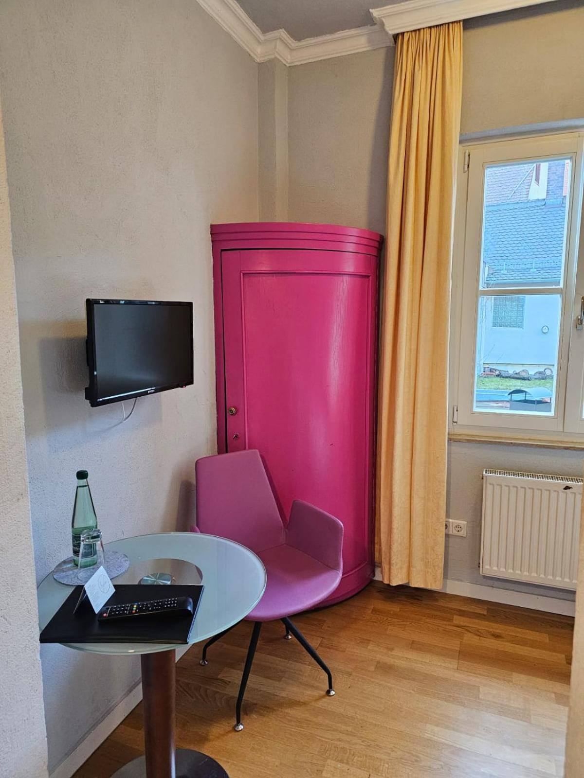 Hotel Goldene Rose Вайсенбург-ин-Байерн Экстерьер фото
